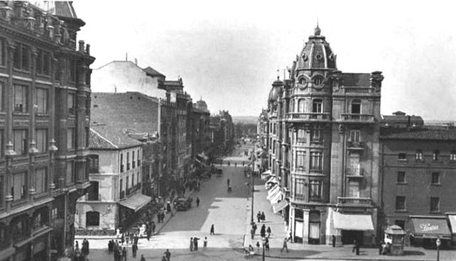 Vista de Ordoño II de la capital leonesa en los años 40.